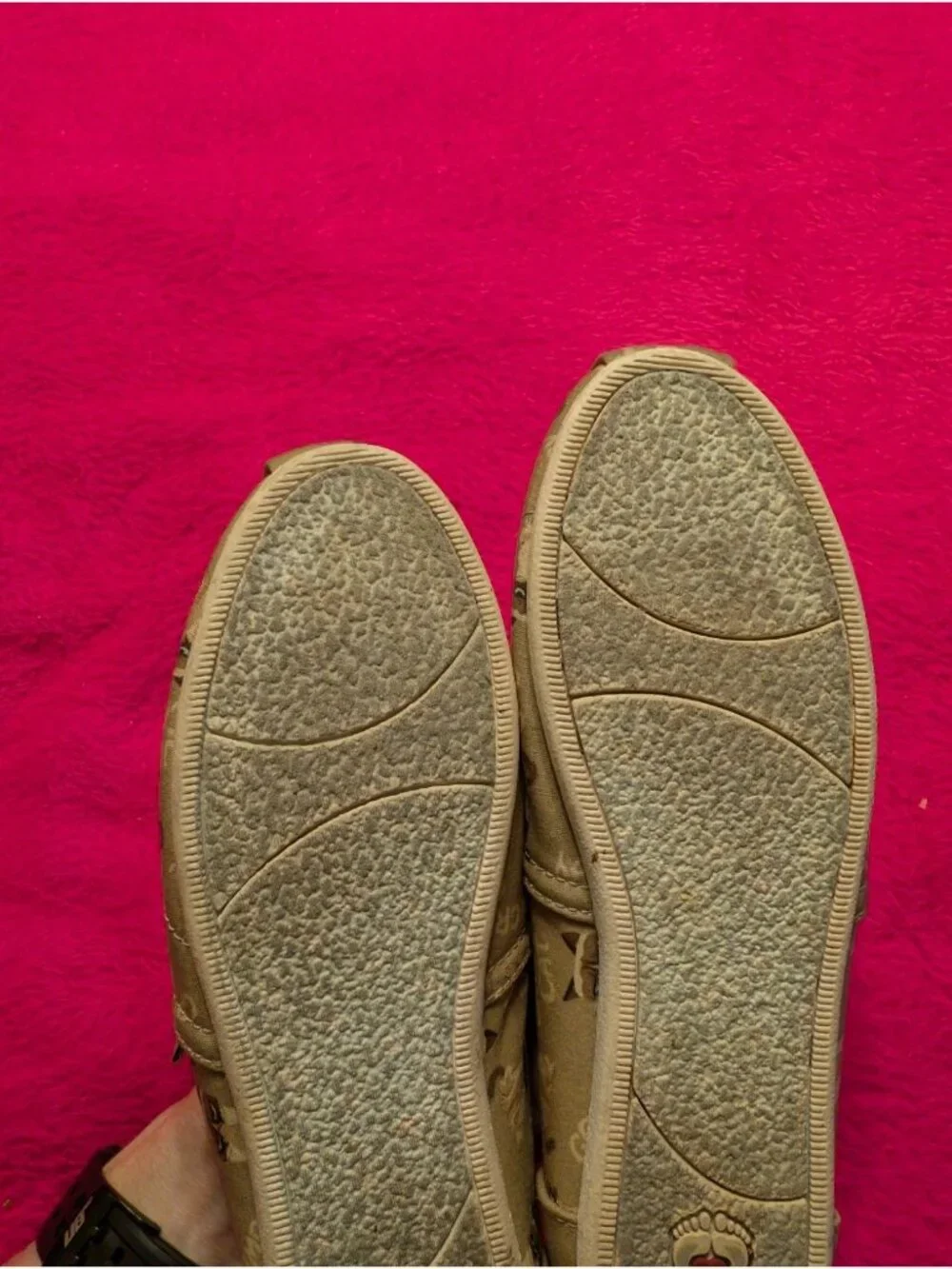 Skechers BOBS X Grumpy Cat Slip On Shoes Womens Size 8 Taupe Alpargata Flats